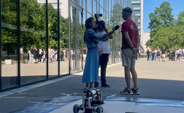Robot malujący pasy drogowe 